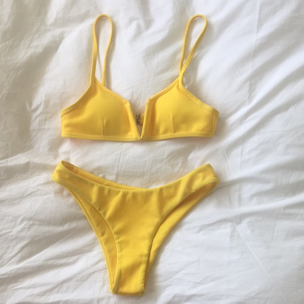 Yellow Ribbed Bikini - Picture 2 of 4